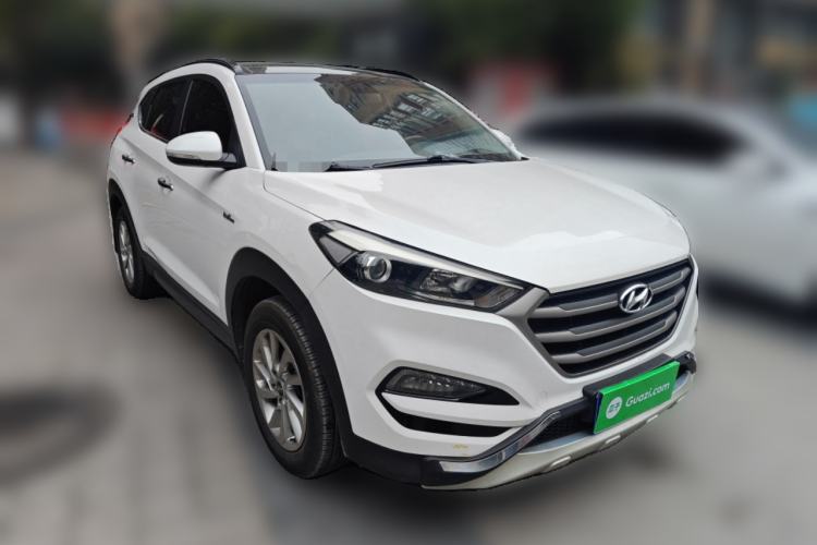 Used Hyundai Tucson 2018 1.6T Dual-Clutch Two-Wheel Drive 15th Anniversary Special Edition
