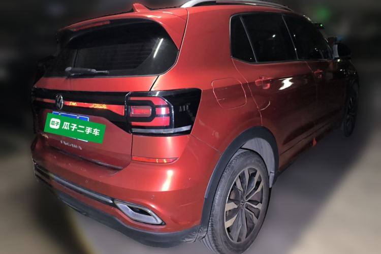 Used Volkswagen Tacqua 2020 1.5L Automatic R-Line Rear Right 45 Deg