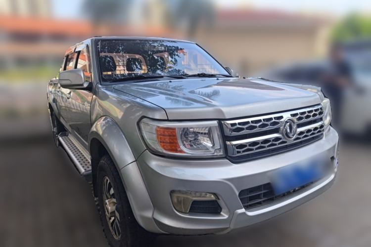 Used Dongfeng Ruichi 2017 2.5T Diesel Two-Wheel Drive Standard Version ZD25T5 Front Right 45 Deg