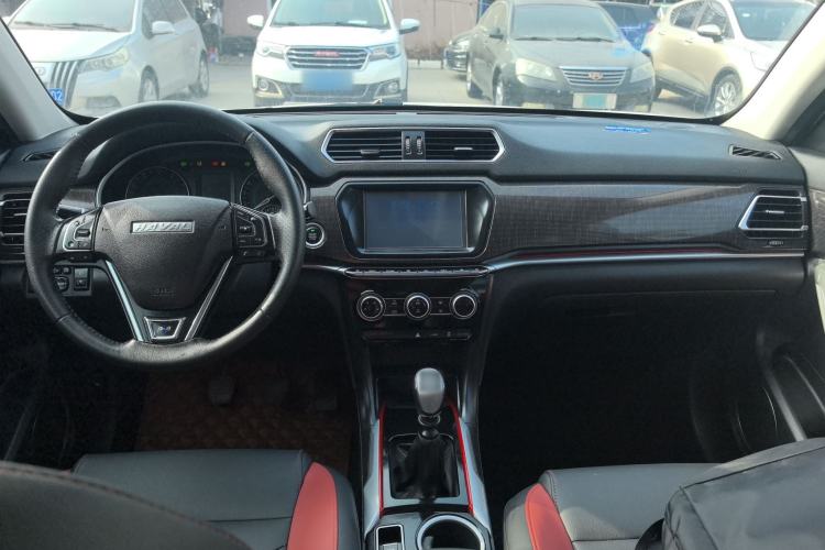 Used Haval H2 2017 Blue Label 1.5T Manual Two-Wheel Drive Luxury Model