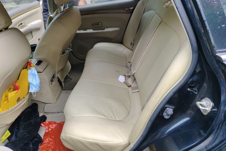 Used Nissan Sylphy 2012 Classic 1.6XE Automatic Comfort Edition Left Rear Seat