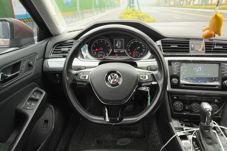 Used Volkswagen Lamando 2015 280TSI DSG Comfort Edition