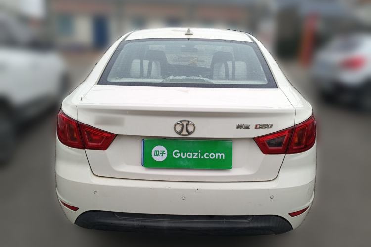 Used BAIC Senova D50 2014 1.5L manual standard version
