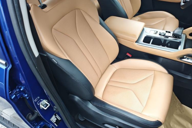 Used Changan Lantop 2023 2.0T Automatic 4x4 Gasoline Flagship Standard Cab
