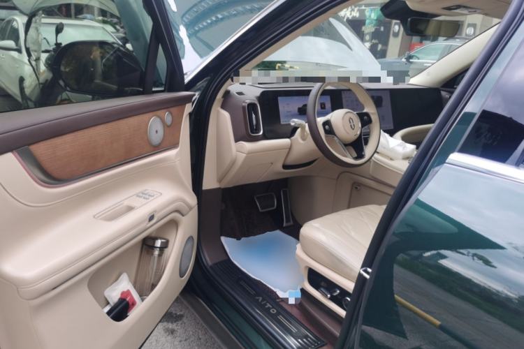 Used Hima AITO M9 2024 Range-Extended Ultra Version 42 kWh 6-Seater Model Driver Seat