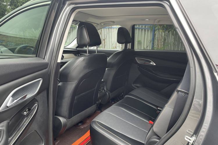 Used Oshan X7 PLUS 2023 Enjoy Edition 1.5T Automatic Pilot Model 7 Seats