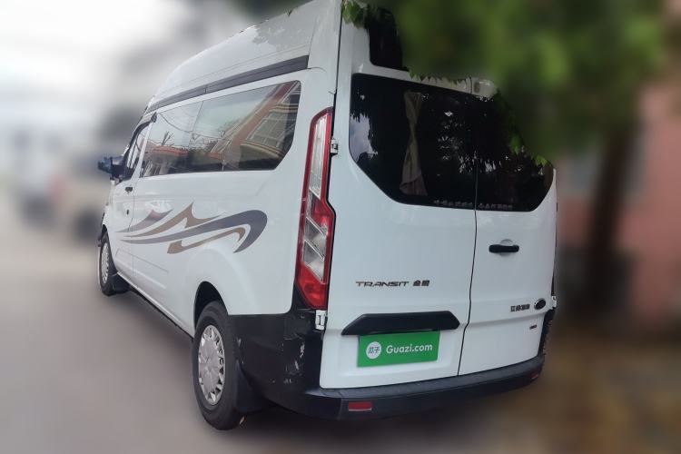 Used Ford Transit 2017 2.0T Diesel Multi-Purpose Commercial Vehicle Mid-Drive Mid-Roof China IV Standard