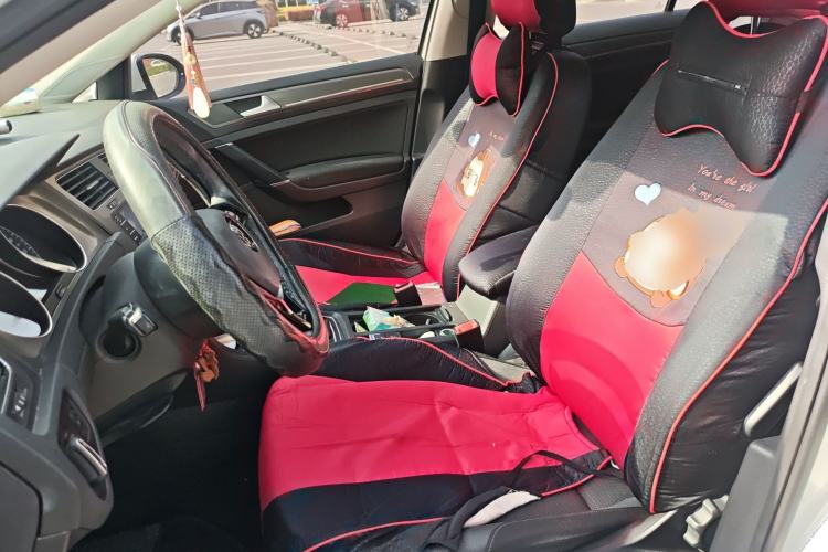 Used Volkswagen Golf 2015 1.6L Automatic Comfort Model Left Front Seat