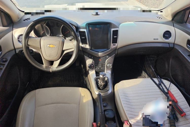 Used Chevrolet Cruze 2015 1.5L Classic SE MT
