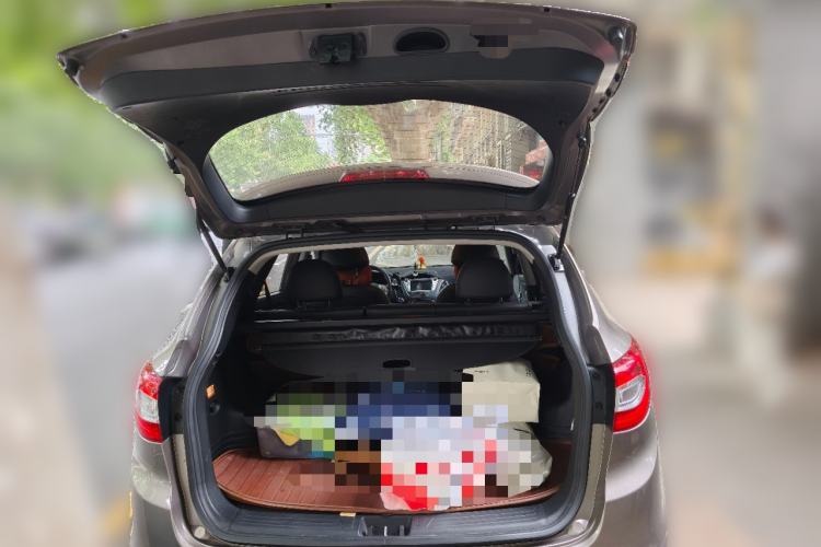 Used Hyundai ix35 2015 2.0L Automatic 2WD Smart Type China IV