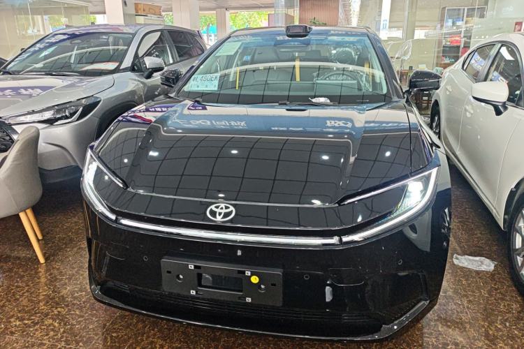 Used Toyota bZ5 2025 Model 550 PRO Smart Driving Edition
