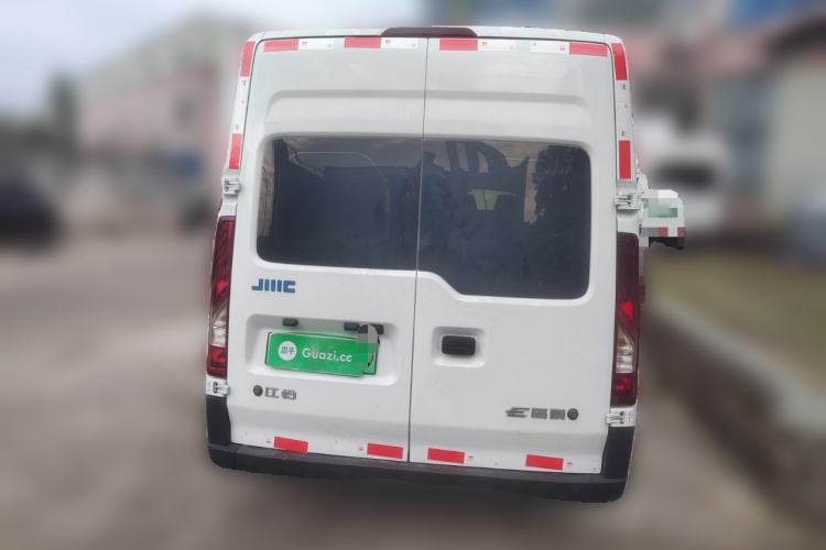 Used JMC E Fushun 2025 Model, Open Window Version, 53.58 kWh, Mid-axle, Mid-roof