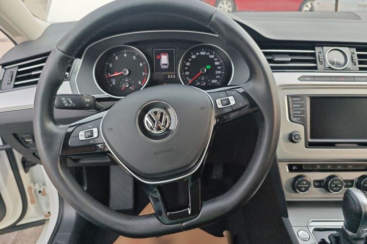 Used Volkswagen Variant 2017 280TSI Two-Wheel-Drive Comfort Edition
