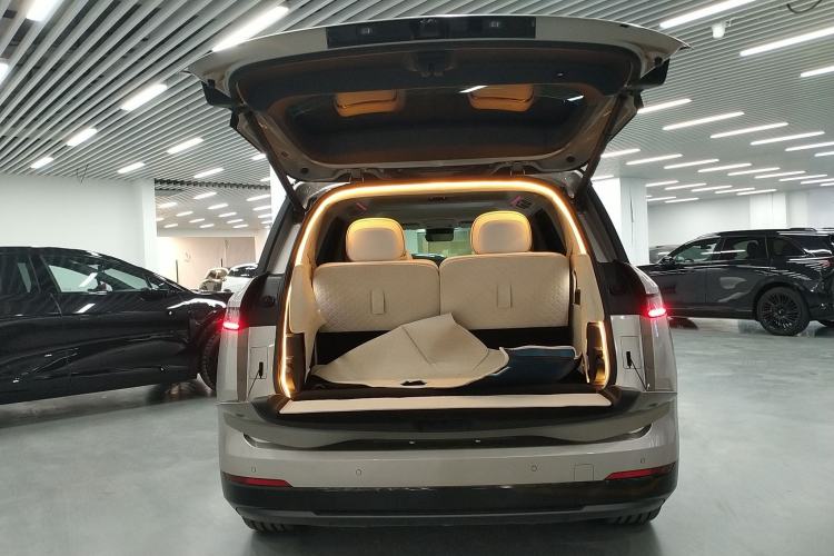 Used Lynk & Co 900 2025 1.5T Ultra