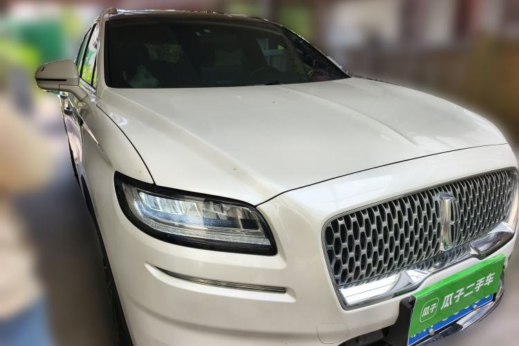 Used Lincoln Nautilus 2021 2.0T Four-Wheel Drive Luxury Edition Front Right 45 Deg