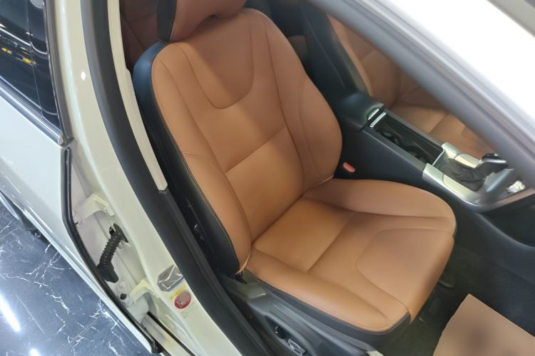 Used Volvo S60 2017 S60L T4 Smart Range Edition