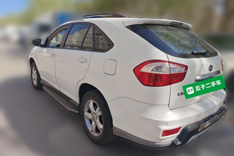 Used BYD S6 2011 2.0L Manual Luxury Version