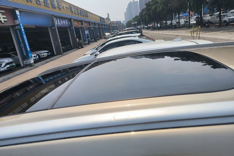 Used Geely Auto Emgrand X7 Sport 2020 1.8TD DCT Two-Wheel Drive Smart Connect 4G-Enabled Version
