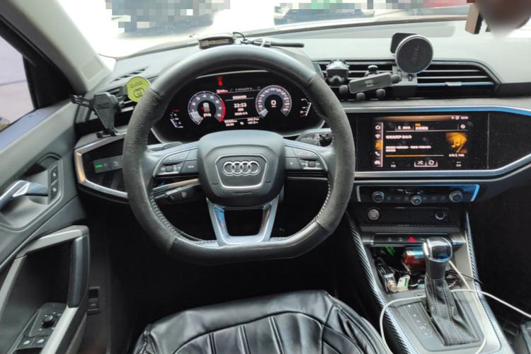 Used Audi Q3 2019 40 TFSI Fashion Dynamic Model
