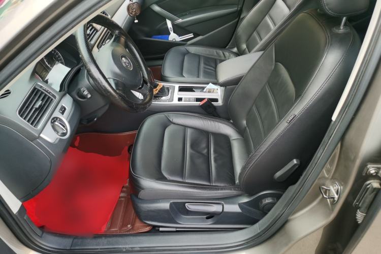 Used Volkswagen Passat 2013 1.4 TSI DSG Prestige Edition Left Front Seat