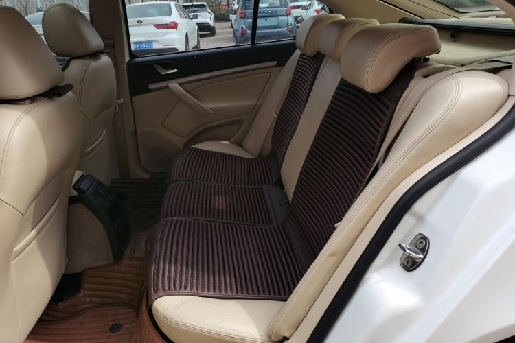 Used Skoda Octavia 2015 Classic Model 1.6L Automatic Yijie Version
