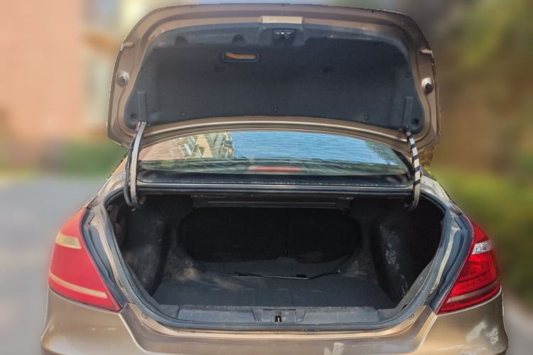 Used Geely Auto Emgrand 2016 Sedan 1.5L Manual Upward Edition