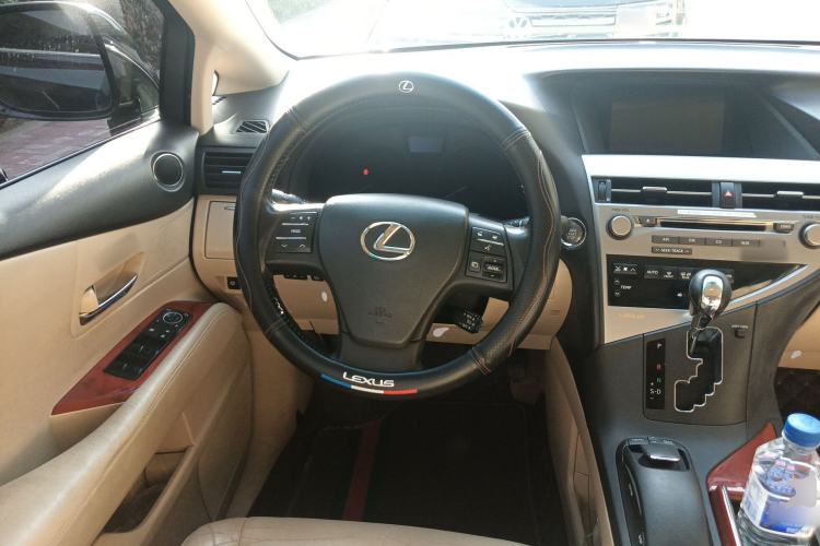 Used Lexus RX Classic 2011 270 Luxury Edition
