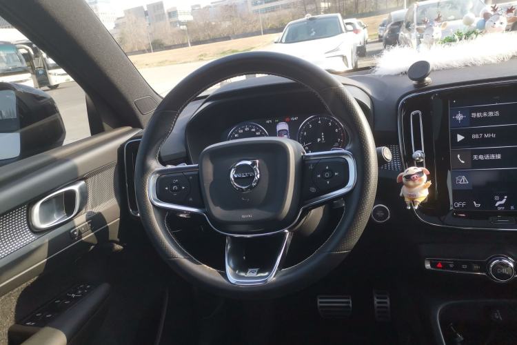 Used Volvo XC40 2020 T4 Four-Wheel Drive Smart & Sporty Edition
