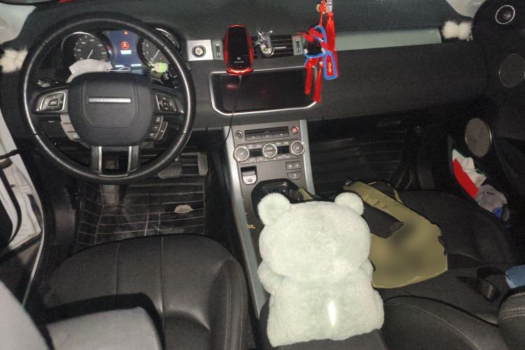 Used Land Rover Range Rover Evoque 2018 240 PS SE Smart Brilliance Edition
