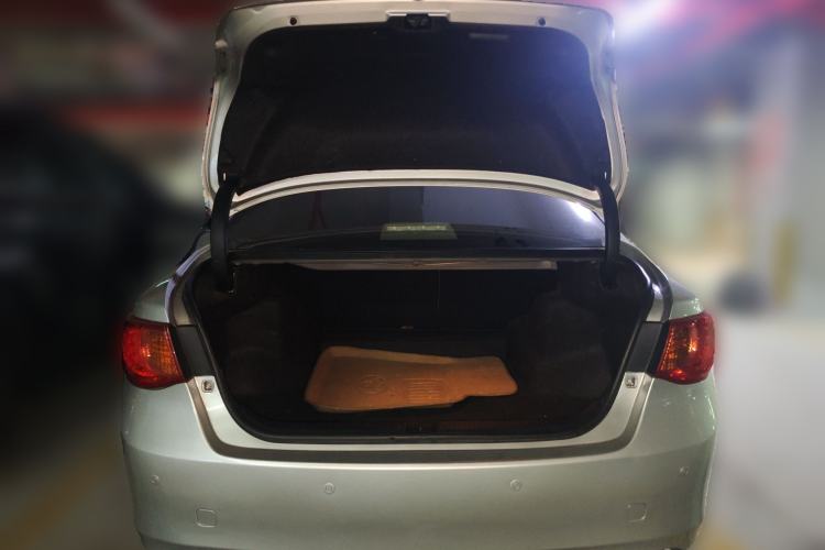 Used Toyota Reiz 2010 2.5V Fengdu Elite Edition Trunk