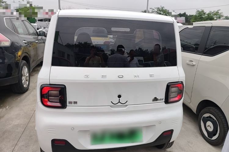 Used Geely Galaxy Panda 2023 Panda Mini 200km Endurance Bear
