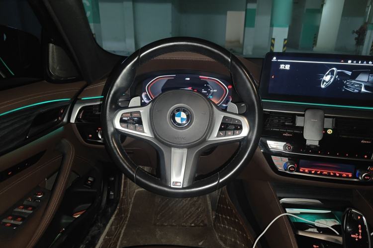 Used BMW 5 Series 2021 530Li Luxury Edition M Sport Package Steering Wheel