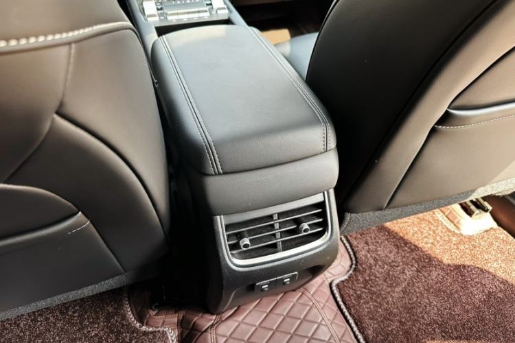 Used Tank 300 2025 2.0T Challenger