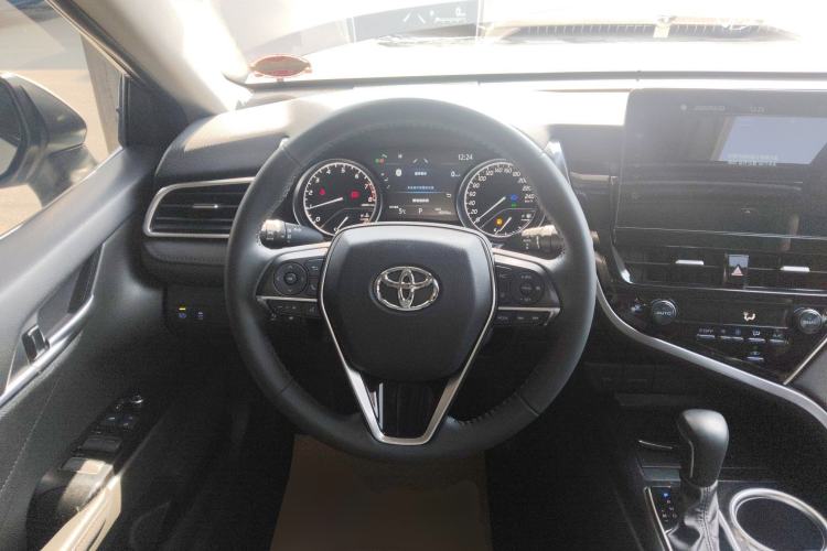 Used Toyota Camry 2021 2.0G Luxury Edition