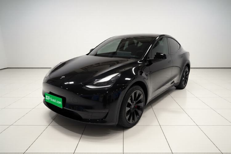 Used Tesla Model Y 2023 Long-Range All-Wheel-Drive Version