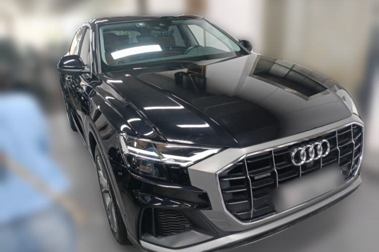 Used Audi Q8 2019 55 TFSI Luxury Dynamic Model Front Right 45 Deg