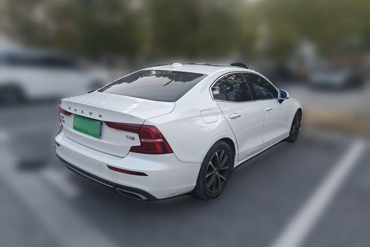 Used Volvo S60 2020 T4 Zhiyi Luxury Edition
