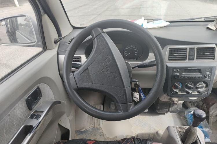 Used Wuling Rongguang 2011 1.2L Standard Version