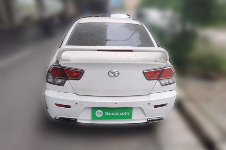 Used Soueast V3 Lingyue 2012 Revised Version 1.5L Manual – Style Edition
