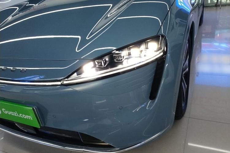 Used Hima Luxeed R7 2024 All-Electric 736 km Ultra
