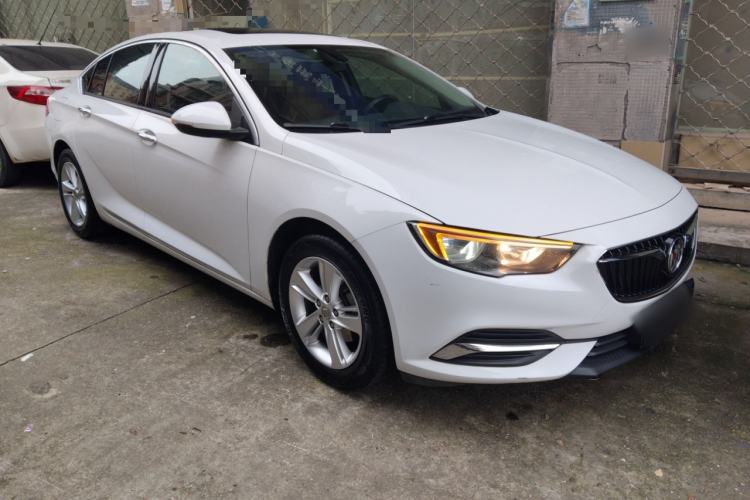 Used Buick Regal 2019 20T Elite Version China VI Standard Front Right 45 Deg