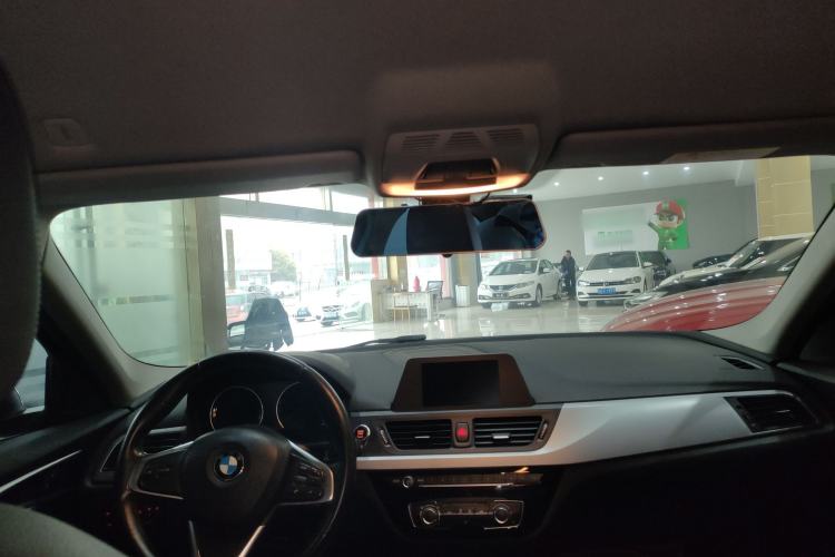 Used BMW 1 Series 2018 118i Fashion Model Headliner