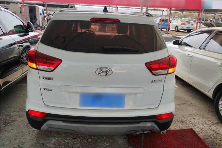 Used Hyundai ix25 2017 1.4T Automatic Smart Version

