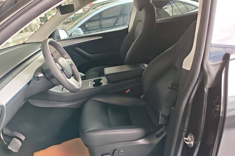 Used Tesla Model Y 2024 Rear-Wheel-Drive Version