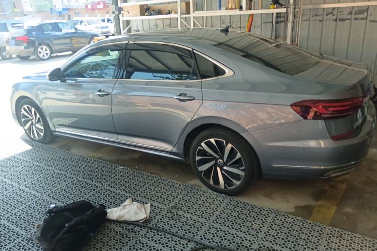 Used Volkswagen Passat 2022 330TSI Starry Luxury Edition