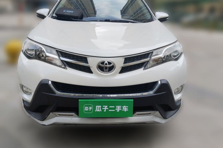 Used Toyota RAV4 2015 2.0L CVT Two-Wheel Drive Fashion Edition
