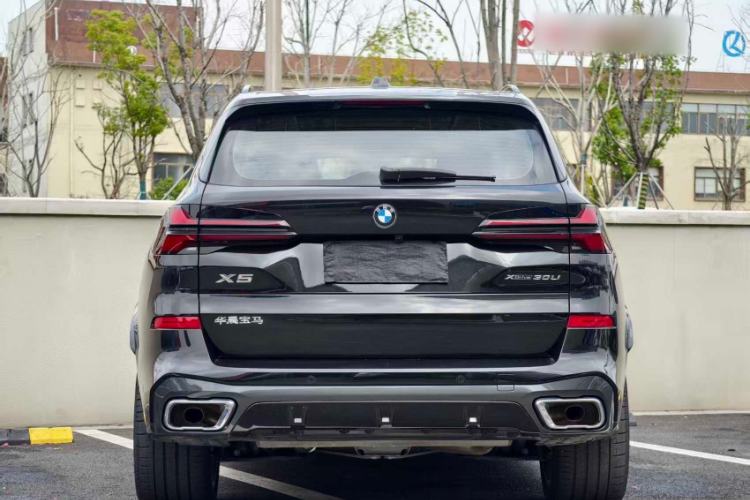 Used BMW X5 2023 xDrive 30Li Luxury M Sport Night Edition Package Exterior 4