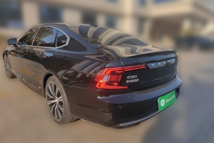 Used Volvo S90 2024 B5 Zhiyuan Luxury Edition
