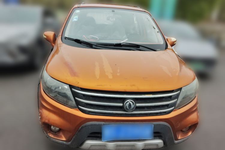 Used FORTHING Joyear X5 2013 1.6L Manual Luxury Model China IV Standard Front