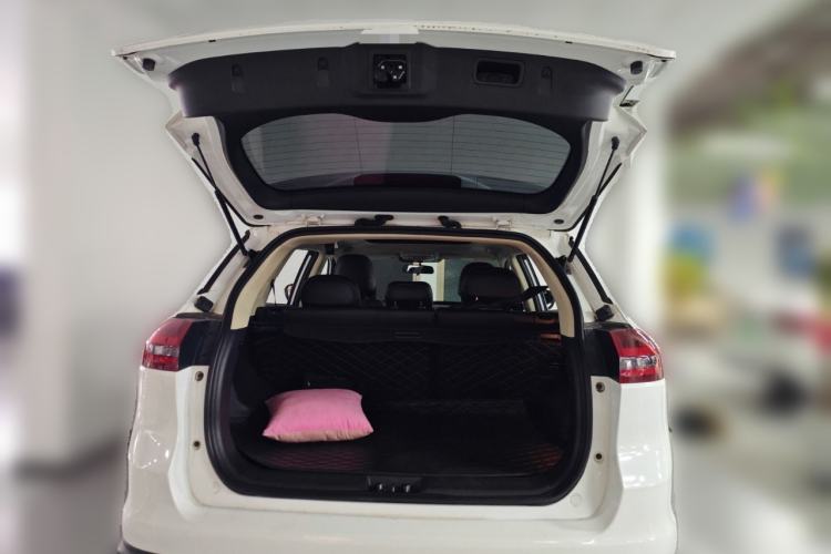 Used Geely Auto Emgrand X7 Sport 2020 1.8TD DCT Two-Wheel Drive Smart Connect 4G-Enabled Version Trunk